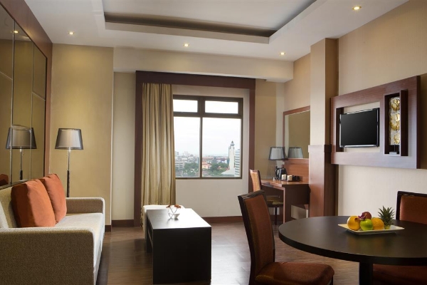 Hotel Best Western Plus Makassar Beach